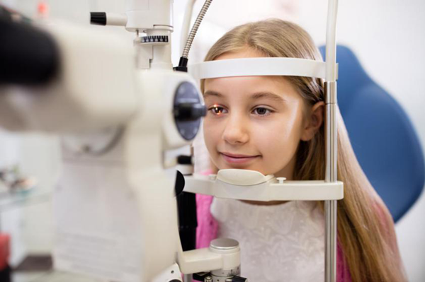 小儿斜视治疗,小儿弱视治疗,治疗斜视的方法,治疗弱视的方法